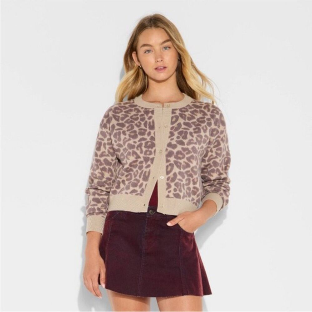 BETTY BOOP Animal Print Sz Small Soft Stretchy Cropped Cardigan Sweater NEW